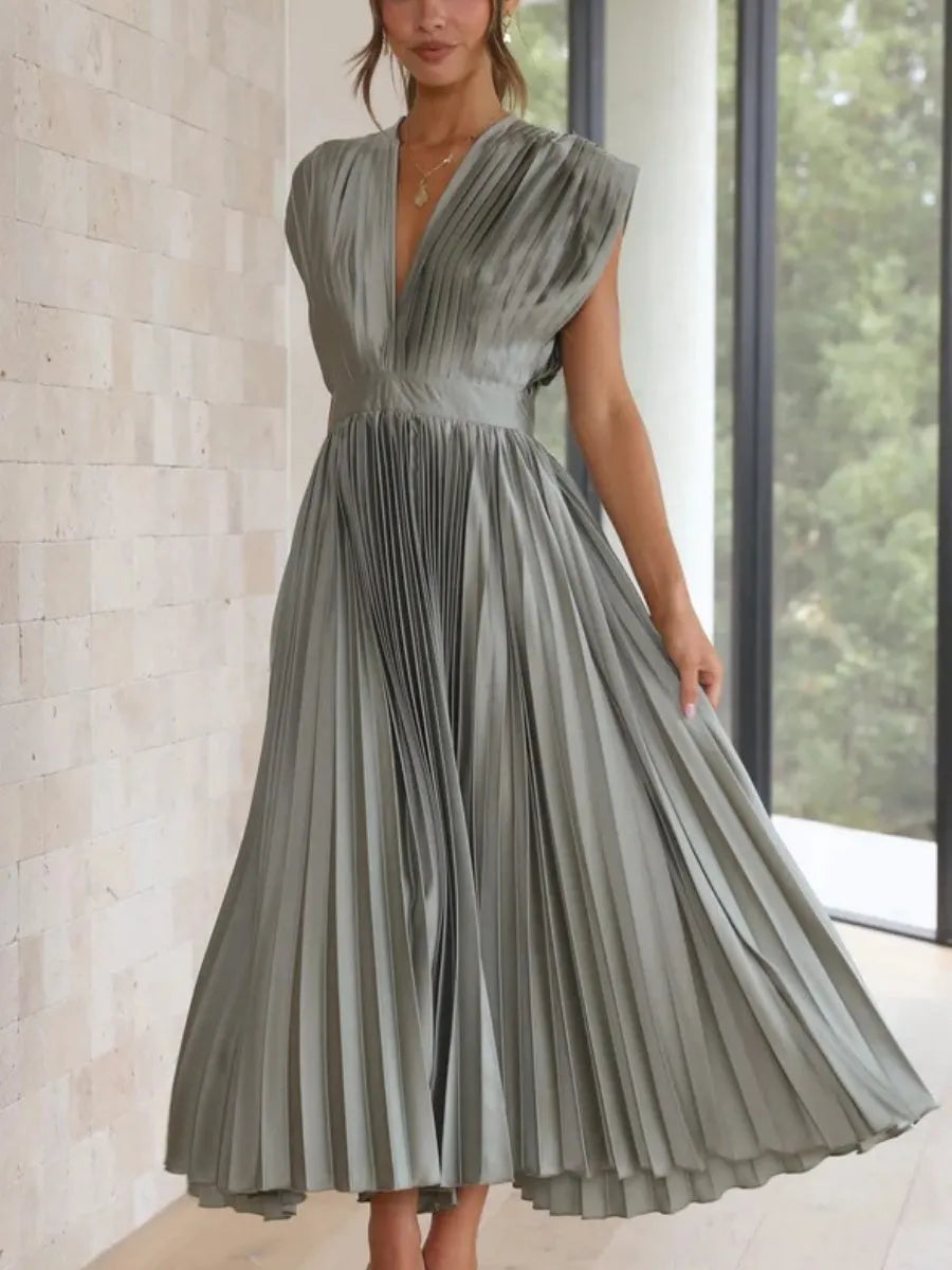 Solid Color V-neck Sleeveless Midi Dresses