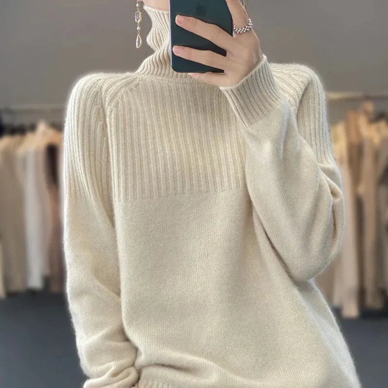 Elegant Warm Women's Turtleneck Sweater with Ribbed Details