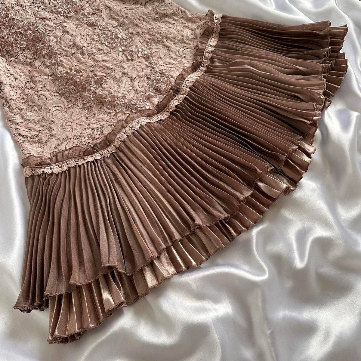 Brown Vintage Exquisite Lace Homecoming Dress Short Evening Dress Birthday Party Dress Prom Dress