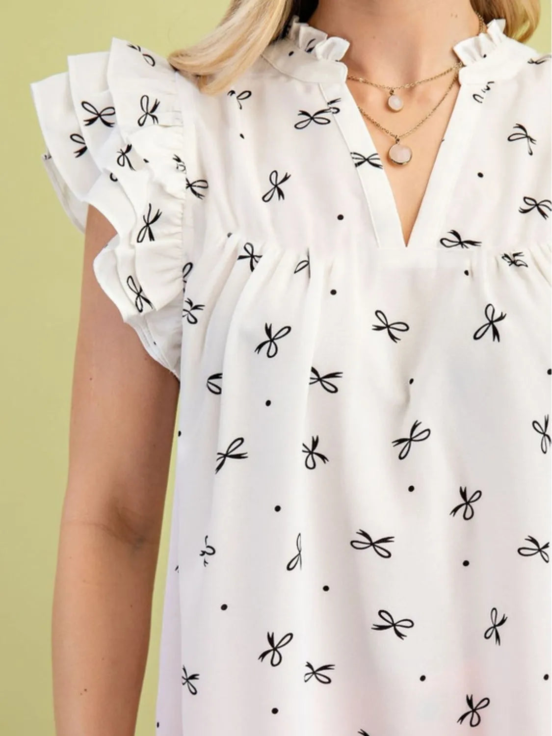 Blouse Ruffled Cap Sleeve Flowy Tunic Bow Print Notched