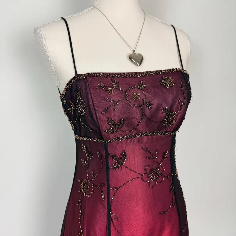 Burgundy Spaetti Straps Exquisite Beaded Long Tulle Ball Gown Evening Dress prom dress