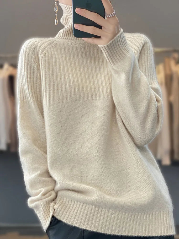 Elegant Warm Women's Turtleneck Sweater with Ribbed Details