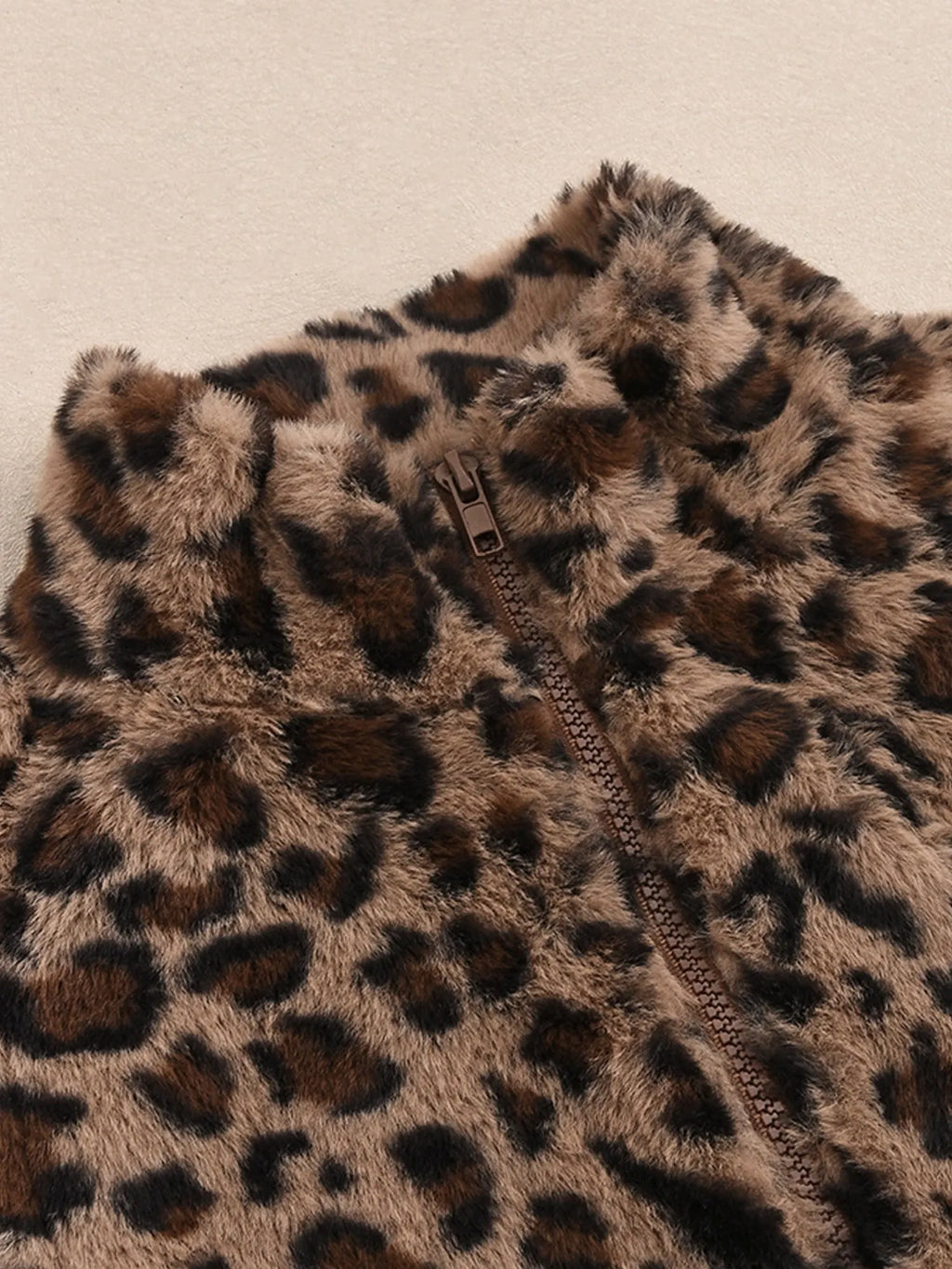 Liber Leopard Print Plush Stand-up Collar Navel Exposed Short Vest