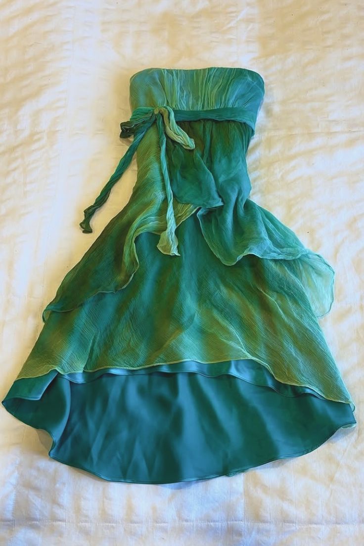 Forest Style Gradient Green Strapless Tie-Waist Gown, Irregular Layered Flowy Mesh Evening & Party Dress