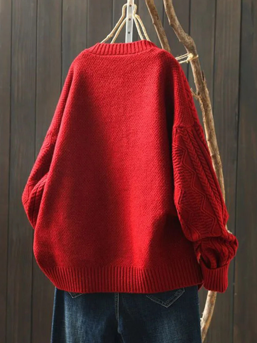 Women's Oversized Cardigan with Cable-Knit Pattern and Button Closure