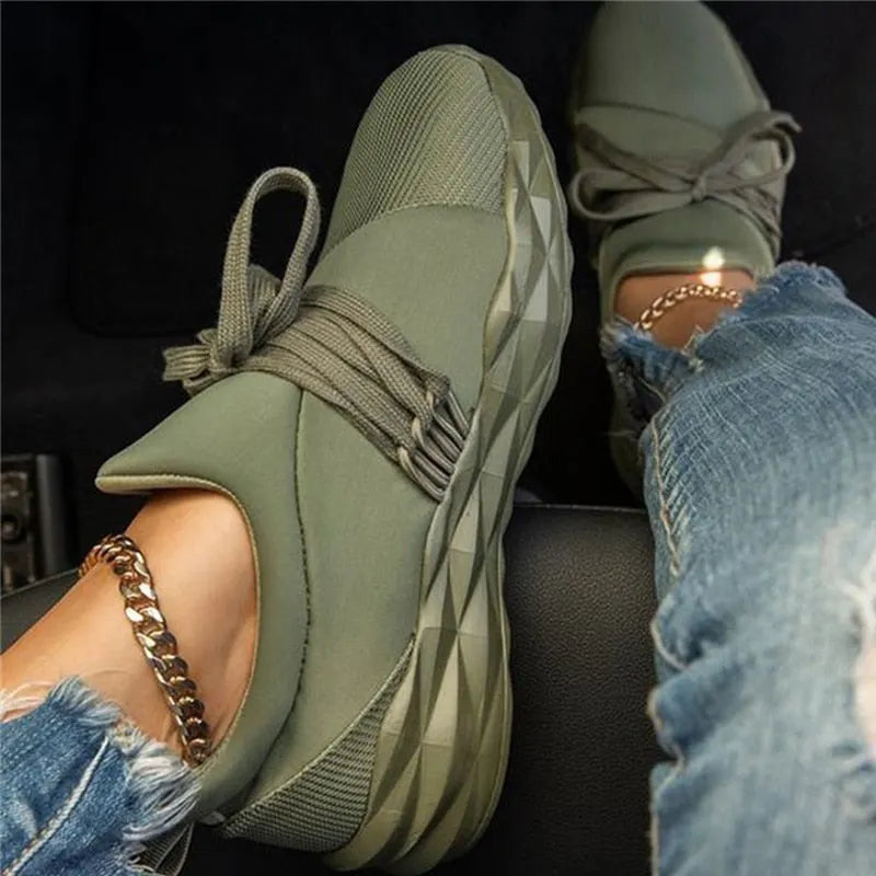 Lightweight Sneakers With Flexible Sole For Women