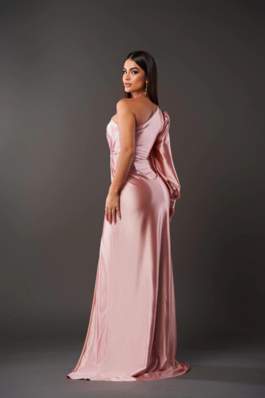 Sanne - Elegant evening dress with refined details
