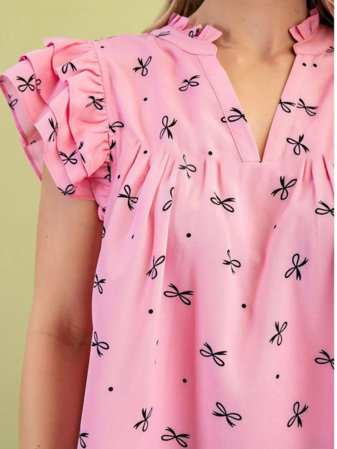 Blouse Ruffled Cap Sleeve Flowy Tunic Bow Print Notched