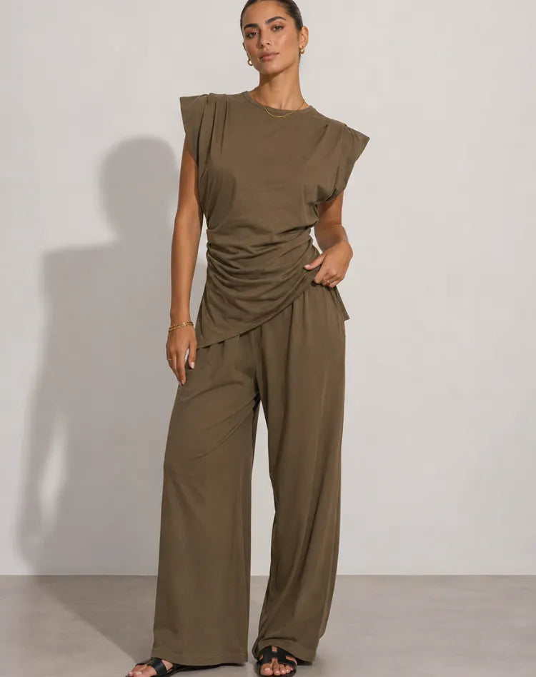 Mette - Chic Sleeveless Two-Piece Set
