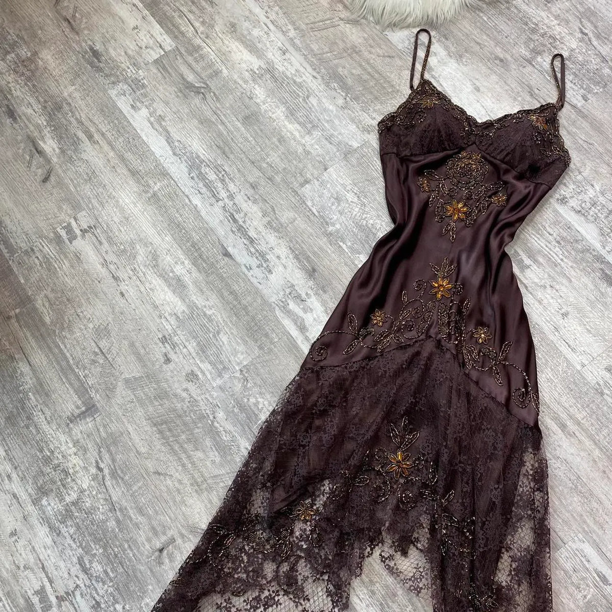 Brown Vintage Elegant Exquisite Floral Beading Spaetti Strap Long Satin Lace Ball Gown Evening Dress Birthday Party Dress Prom Dress