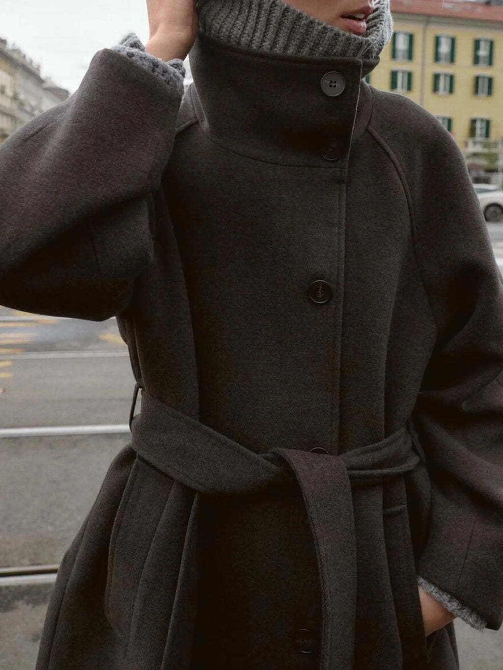 Waist-cinching Wool Coat Stand-up Collar Tie Coats