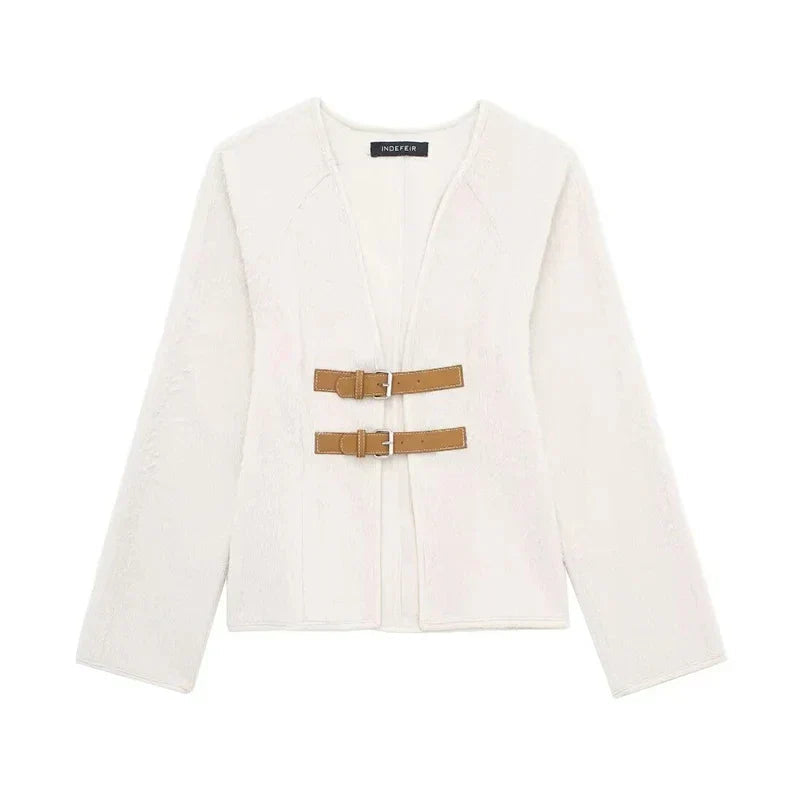 Silke - Wool coat with buckle closure