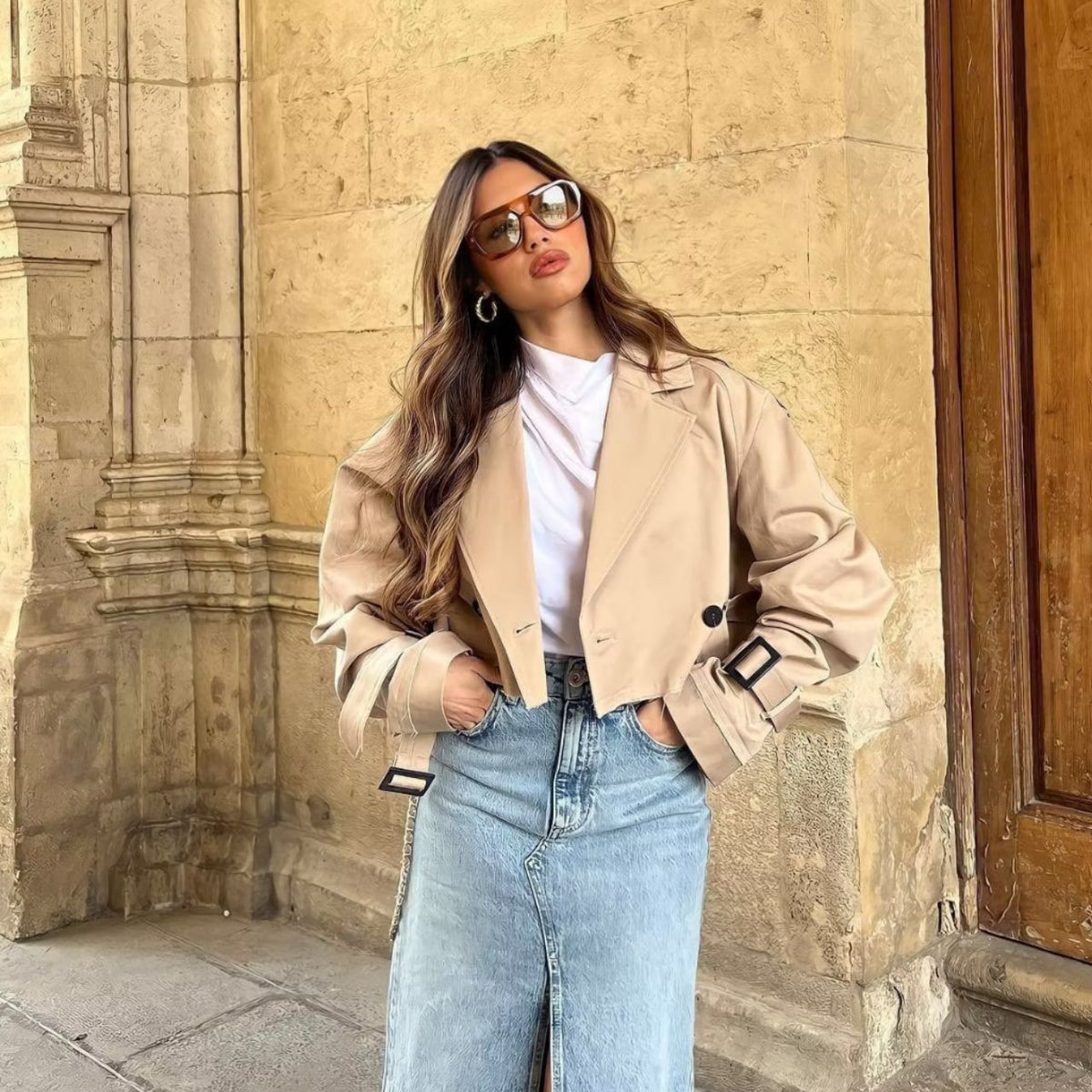 Lilia - Short Stylish Trench Coat